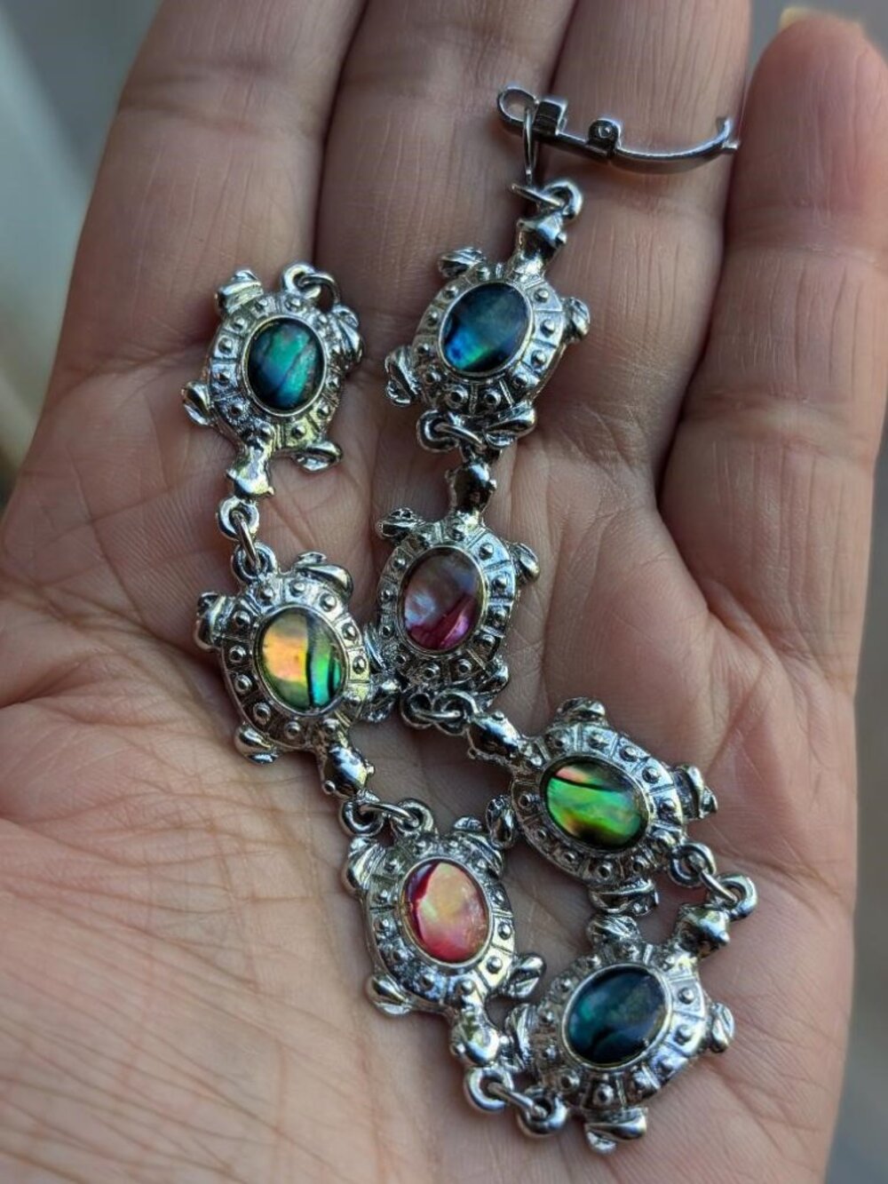 Cute & Pretty Silver Tone Colorful Abalone Inlay Turtle Bracelet (Ship Same day)